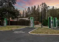 Yosemite Westgate Lodge - parking