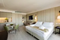 Ceccarini 9 Home Suite Home Hotels in 