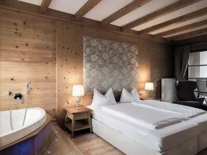 Post Alpina - Family Mountain Chalets