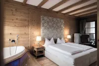 Post Alpina - Family Mountain Chalets