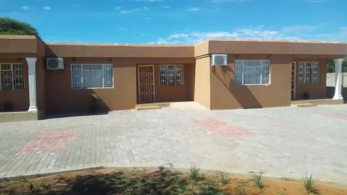 Ranks Guesthouse Hotels in Molepolole