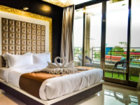 Rudra Shelter International Hotel Hotele w: Vasai