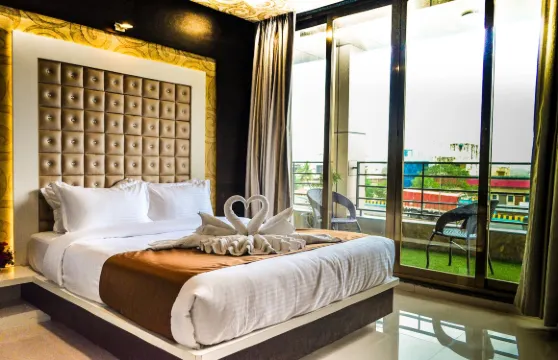 魯德拉住宿國際酒店