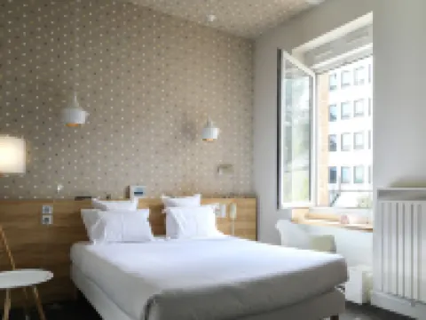 馬林酒店及公寓 拉瓦勒酒店