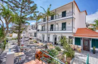 Vila Camacho Guest House - 수영장