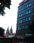 Central Palace Hotel Hoteles cerca de Ohana Garden