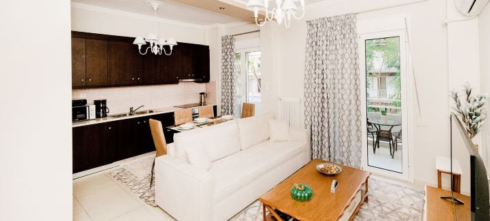 Best House, Ellinou Stratiotou, Ayia, Patra Hotels in Patras
