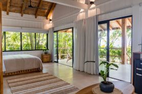 Blue Mist Hotel & Beach Club