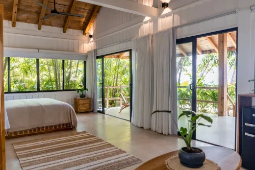 Blue Mist Hotel & Beach Club