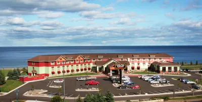 Canal Park Lodge Hotels near Miller Hill Mall