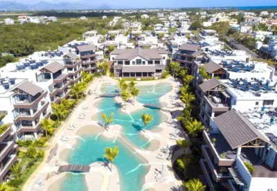 Choisy les Bains with Lov Hotels near LDV Viewpoint @ Le Diamant Vert Apartments