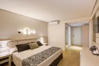 比亞萊托爾飯店