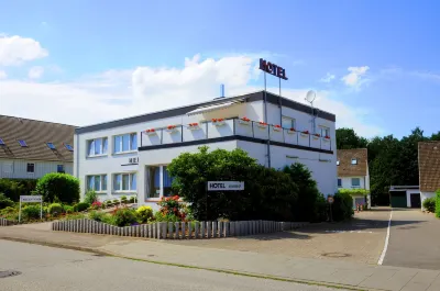 Hotel Herrenhof Hotels near Curauer Kirche - Ev.-Luth. Kirchengemeinde Curau