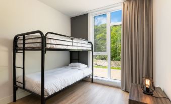 Les Caches de la Grande Pointe