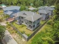 Palm Holiday Apartments