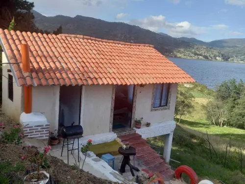 CABAÑAS Villas Del Lago Hotels in Tota