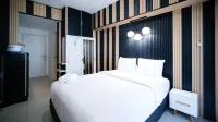 Comfy Studio Connected to Mall at Orchard Supermall Mansion Apartment - Kitchen