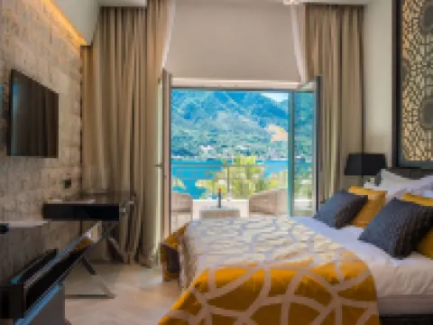 Hotel Forza Terra Hoteles en Dobrota