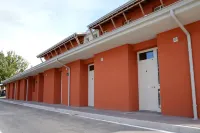 Hotel Motel Galaxy Reggio Emilia فنادق في Correggio