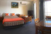 Bucklands Beach Waterfront Motel Hotels in Beachlands