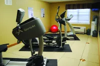 Microtel Inn & Suites by Wyndham Mineral Wells/Parkersburg - Gym