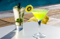 Calma Hotel & Spa - ที่มีบาร์