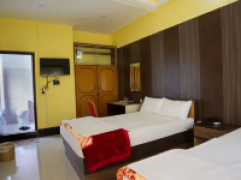 Galaxy Guest House Hotels in Bhairahawa