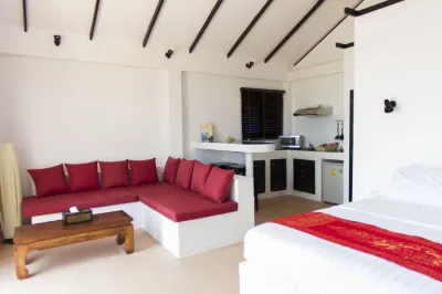 Karo Villas Hotels in Jansom Bay / Sai Nuan Beach