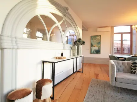 RIBEIRA by YoursPorto Отели рядом с достопримечательностью «Jardim do Infante Dom Henrique»