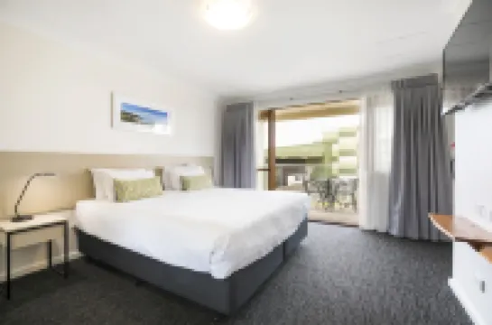 Nightcap at the Ship Inn Hotels in 