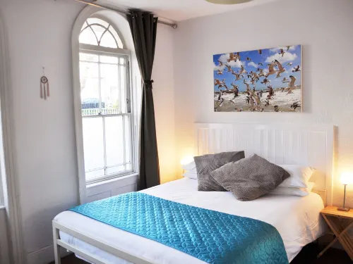 Motel Schmotel - Bed and Breakfasts