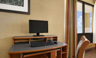 Super 8 by Wyndham Oxford