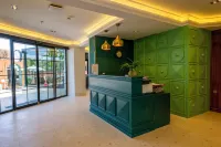 M C A 마르키스 호텔