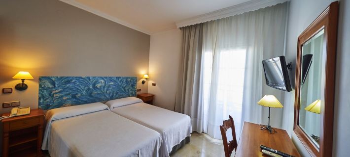 Hotel Bajamar Centro Hotels in Nerja