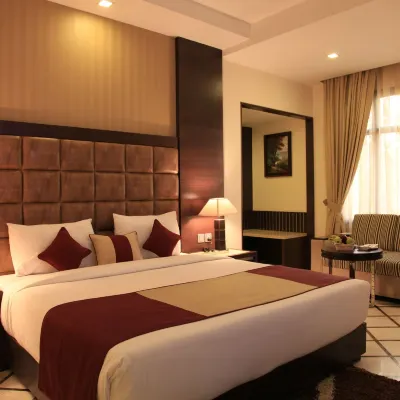 Hotel Florence Отели рядом с достопримечательностью «Кароль Баг»