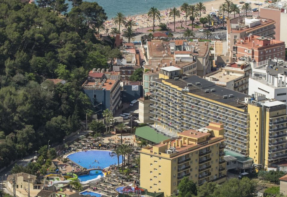 hotel overview picture