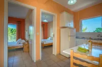 JuliaStudios Hotels in Amoudi