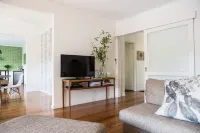 Furmston House & Studio - Homestays