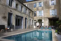 L'Angély - Chambres d'Hôtes - Pools