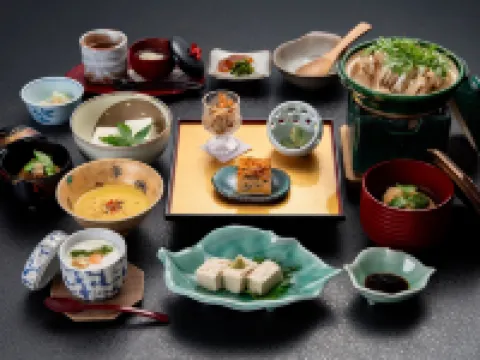 卡格魚日式旅館 伊勢原市酒店