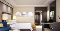 Sheraton Grand Pune Bund Garden Hotel