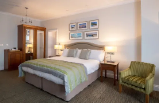 Norfolk Royale Hotel