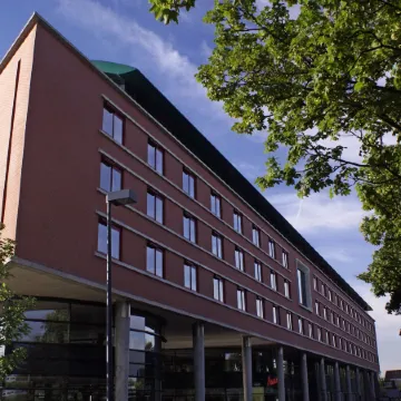Van der Valk Hotel Maastricht Отели рядом с достопримечательностью «Хегум»