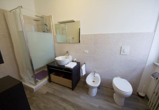 밀라노 숙소 비교 분석 이미지