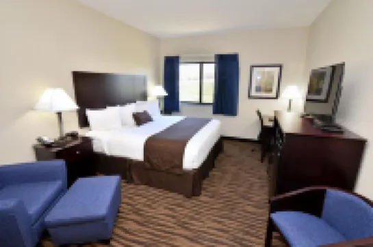Cornerstone Inn & Suites Oelwein Hotels in Fayette County