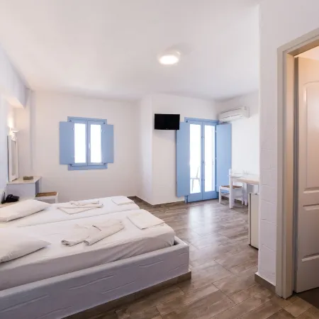 Stratos Apartments & Studios