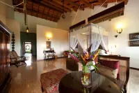 Reef Villa Hotels in Wadduwa