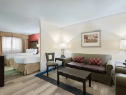 Holiday Inn Express & Suites KENDALL EAST - MIAMI by IHG Hotels in Kendall