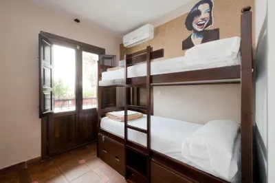Oasis Backpackers' Hostel Granada