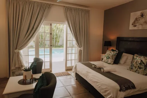 Caza Beach Guesthouse - شاطئ